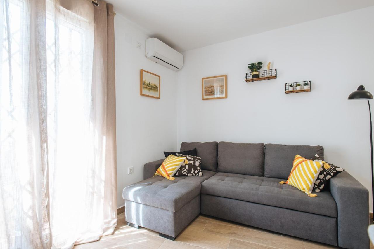 El Apartamento Del Reloj De Sol Севиля Екстериор снимка