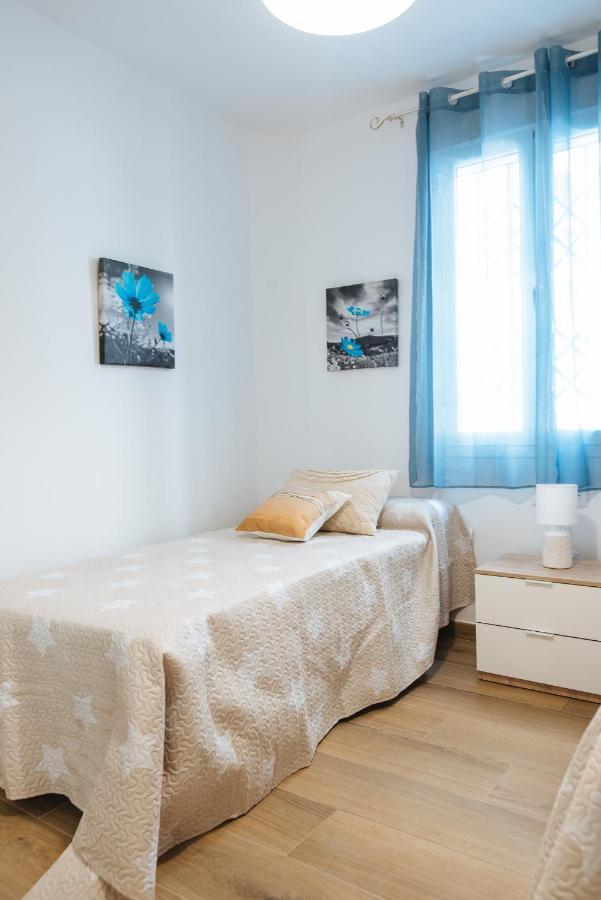 El Apartamento Del Reloj De Sol Севиля Екстериор снимка