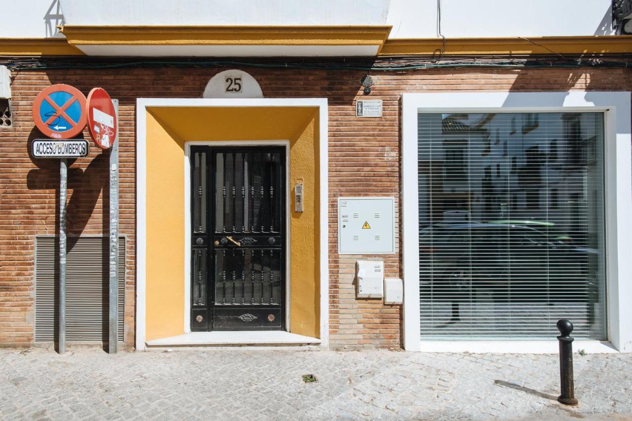 El Apartamento Del Reloj De Sol Севиля Екстериор снимка
