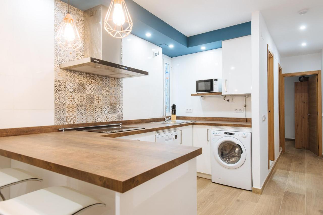 El Apartamento Del Reloj De Sol Севиля Екстериор снимка